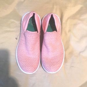 girls sketchers size 2